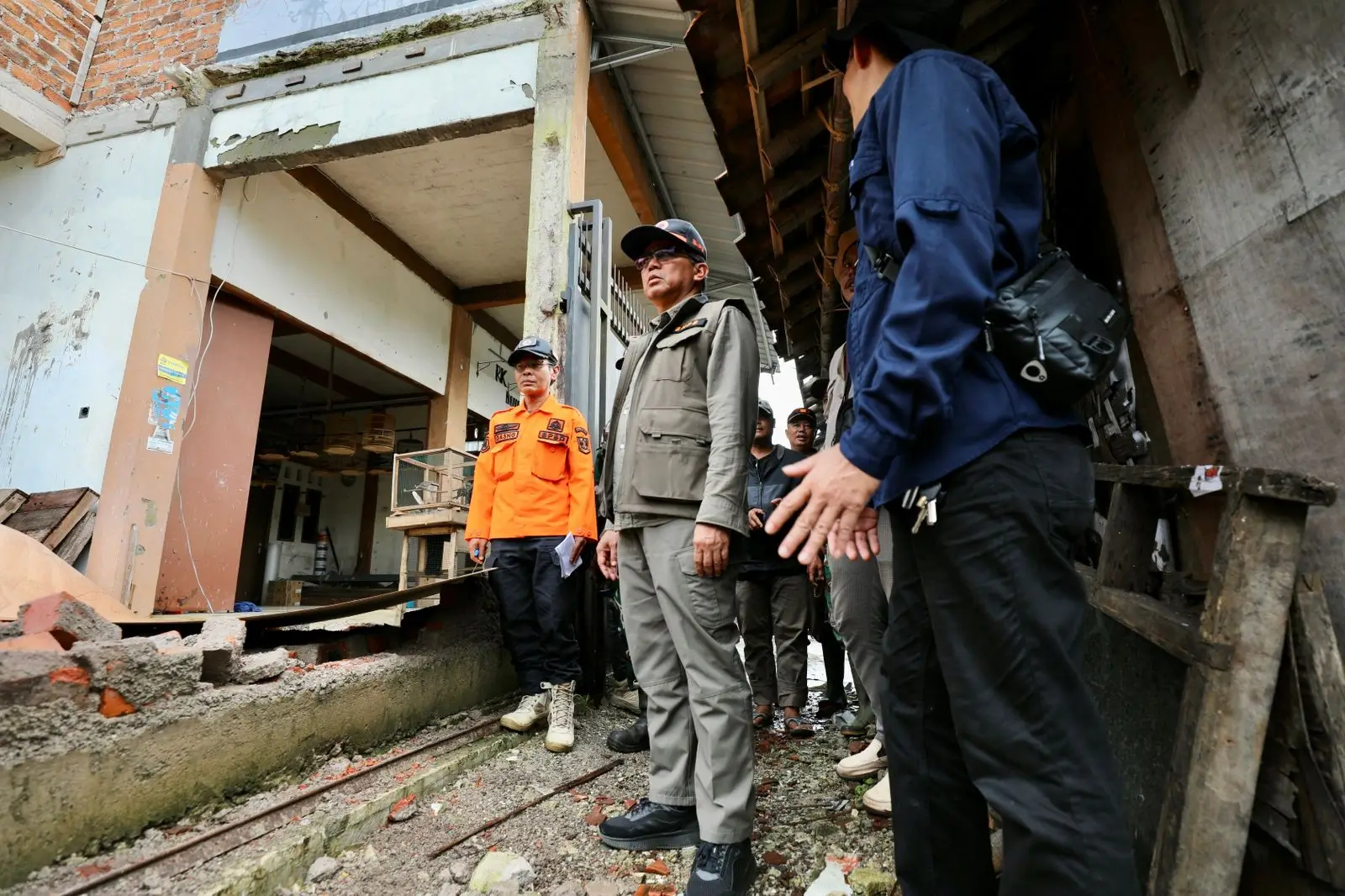 [UPDATE] Banjir dan Longsor Sukabumi : Pemerintah Siapkan Pos Pengungsian Terpusat di Kecamatan Bantargadung